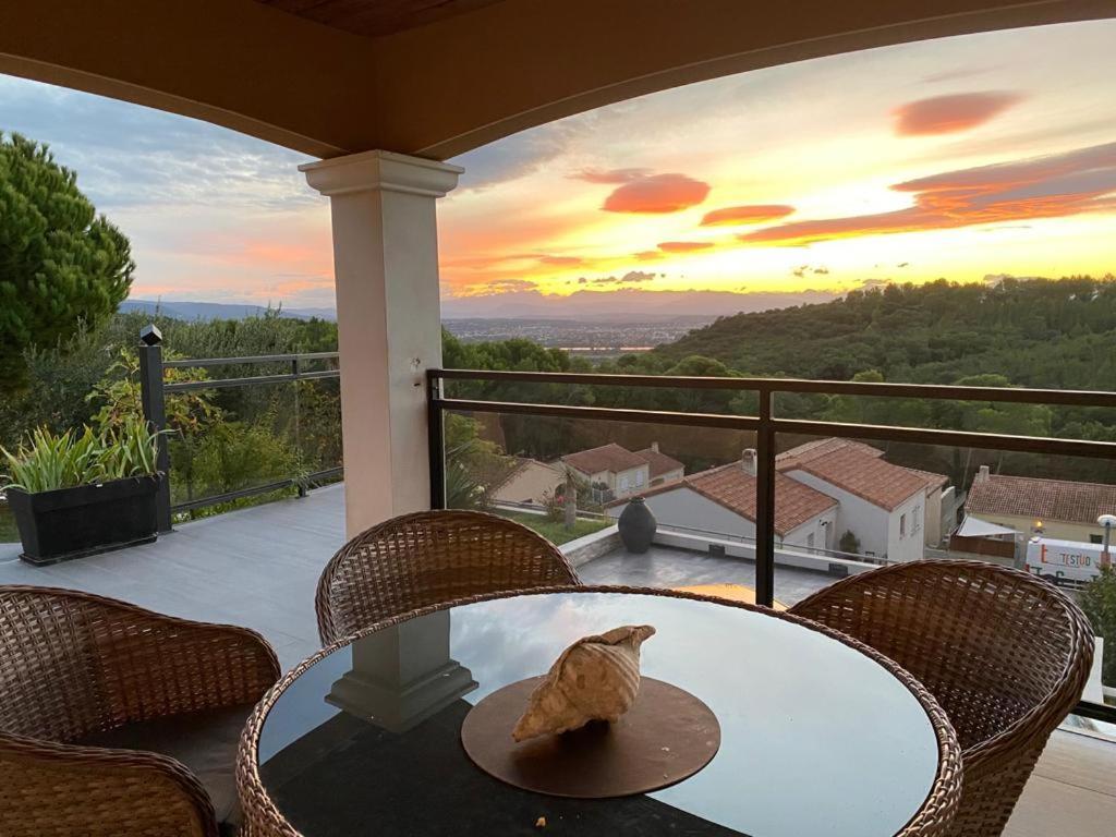 Villa De Vacances Le Teil Ngoại thất bức ảnh